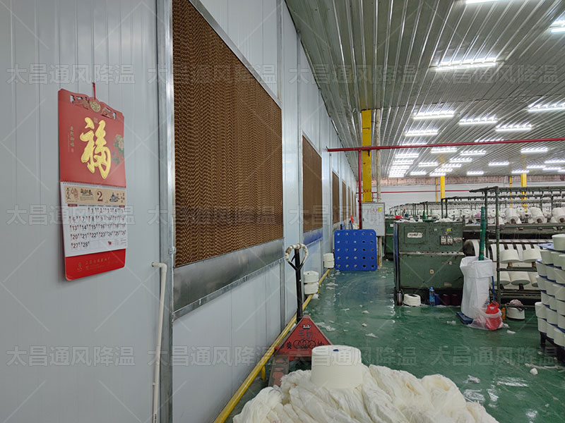 包裝廠該怎么通風降溫？這三款設(shè)備你一定要知道！