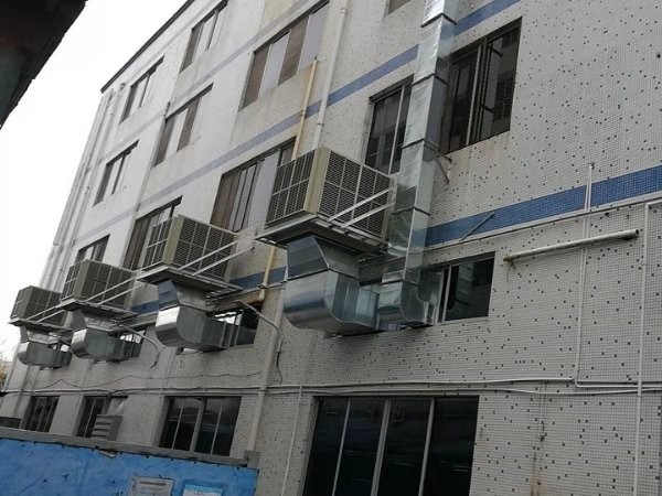 車間降溫設備|認準潤東方環(huán)?？照{高效節(jié)能，降溫環(huán)保